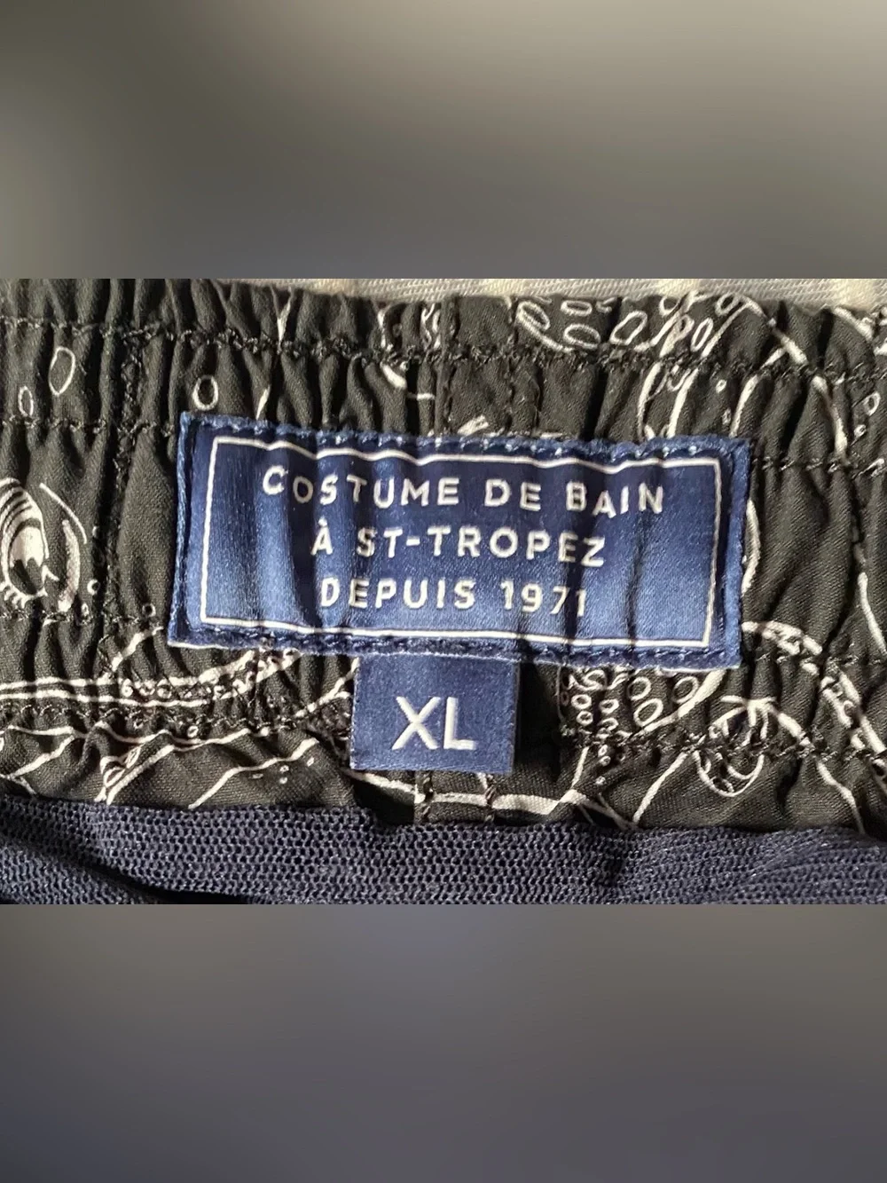 Vilebrequin Men's Octopus-Print Swim Shorts xlarge